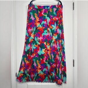 EUC Beautiful Colorful Floral Skirt